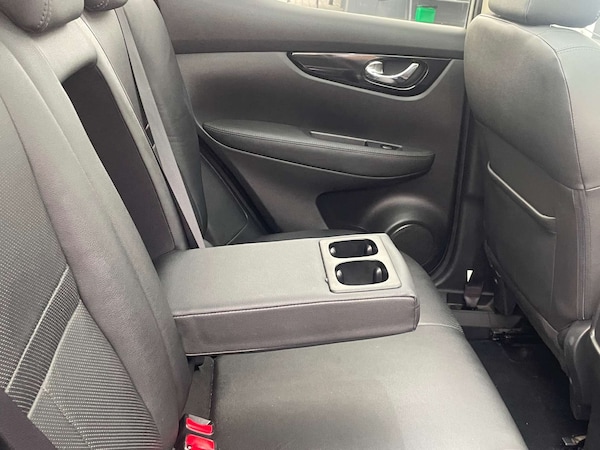 Used Nissan Qashqai 2015 for sale - 76105319: Photo 14
