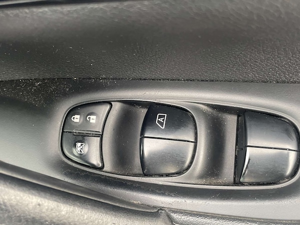 Used Nissan Qashqai 2015 for sale - 76105319: Photo 19