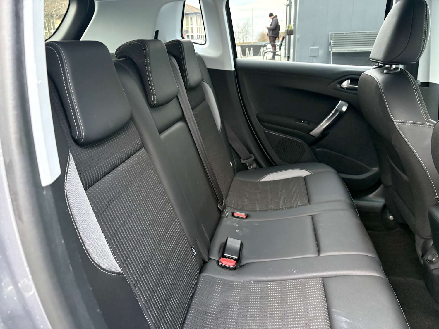 Used Peugeot 2008 2017 for sale - 77047478: Photo 21