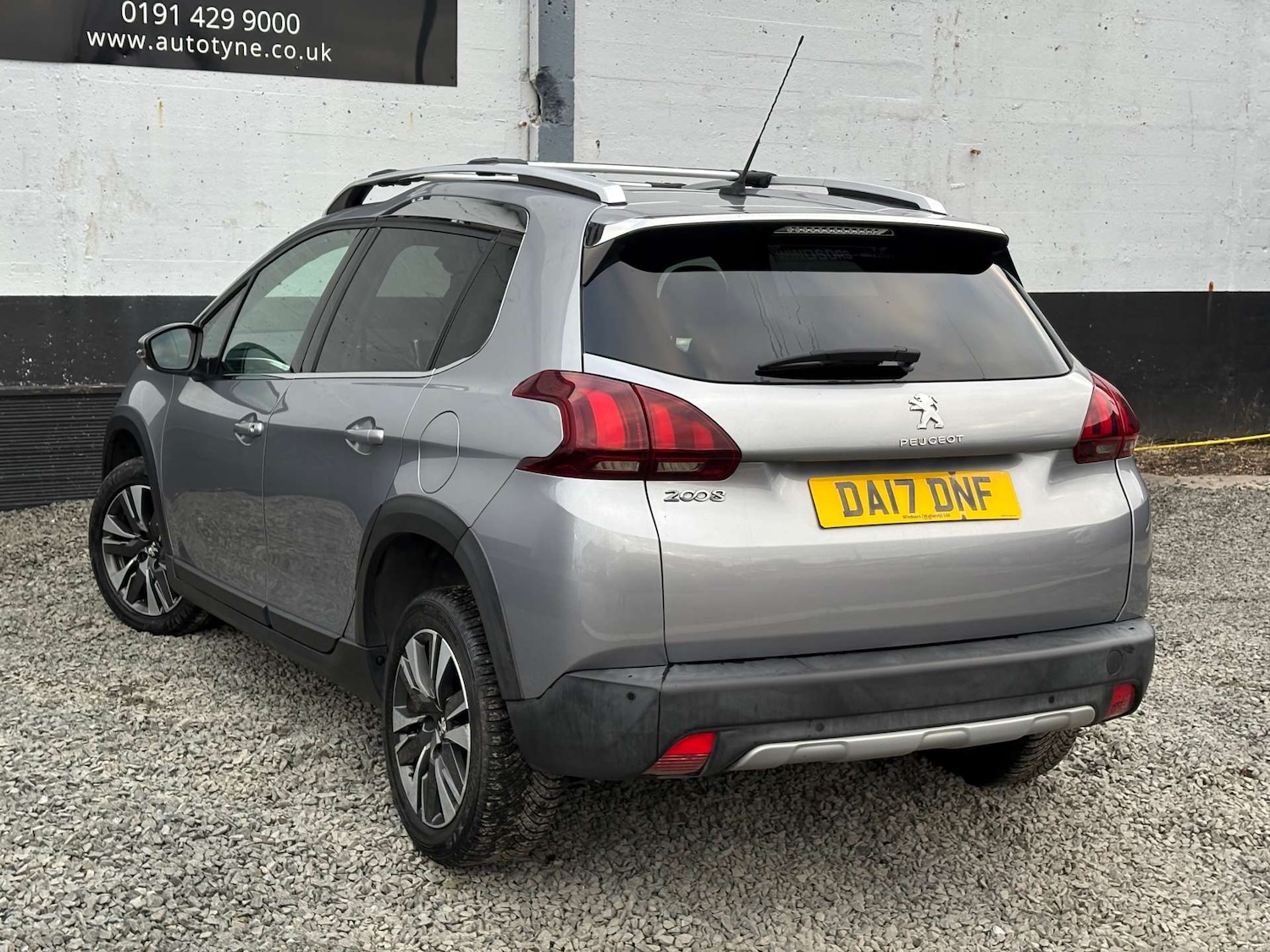 Used Peugeot 2008 2017 for sale - 77047478: Photo 6