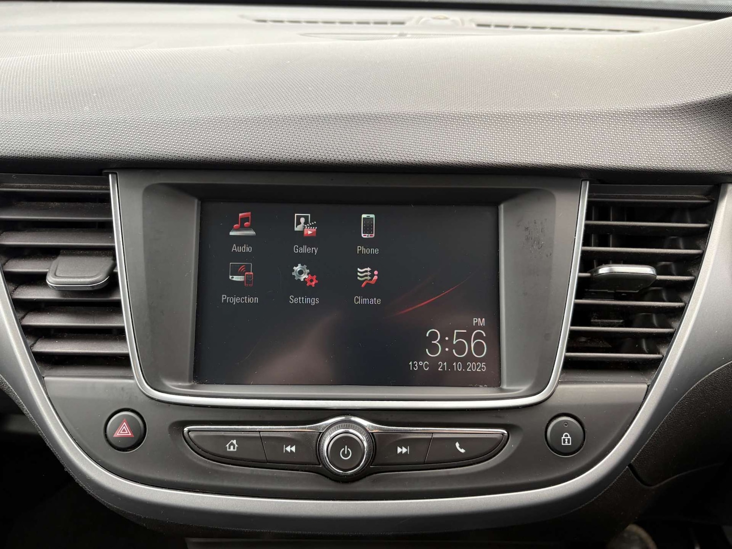 Used Vauxhall Crossland X 2018 for sale - 76601819: Photo 19