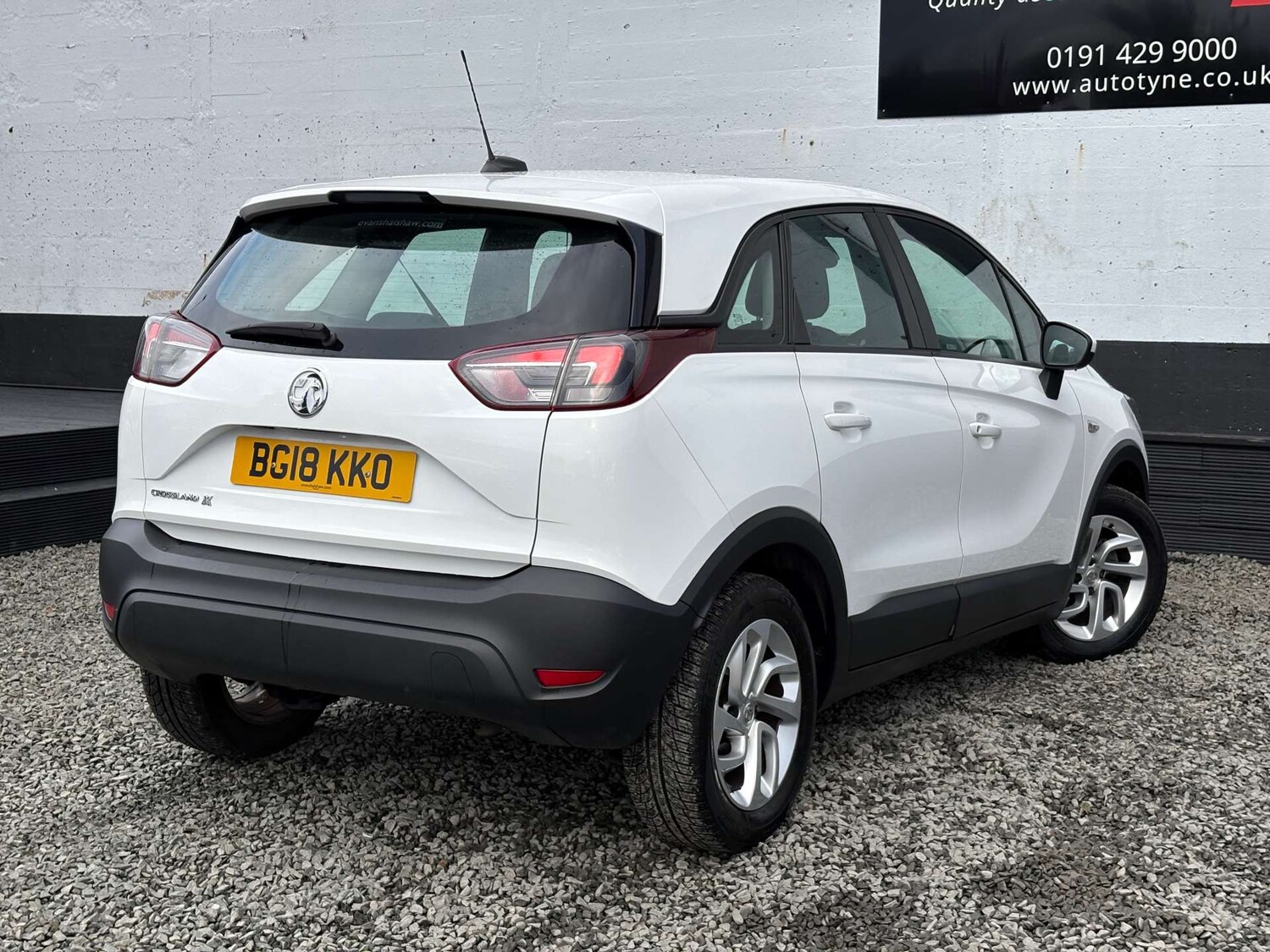 Used Vauxhall Crossland X 2018 for sale - 76601819: Photo 7