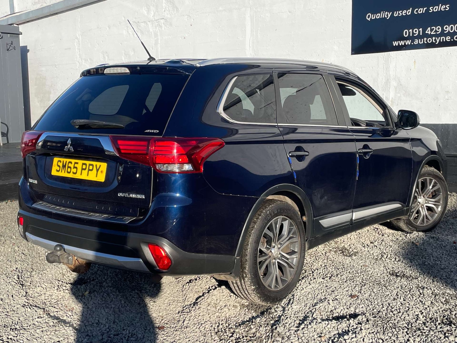 Used Mitsubishi Outlander 2015 for sale - 76757907: Photo 7