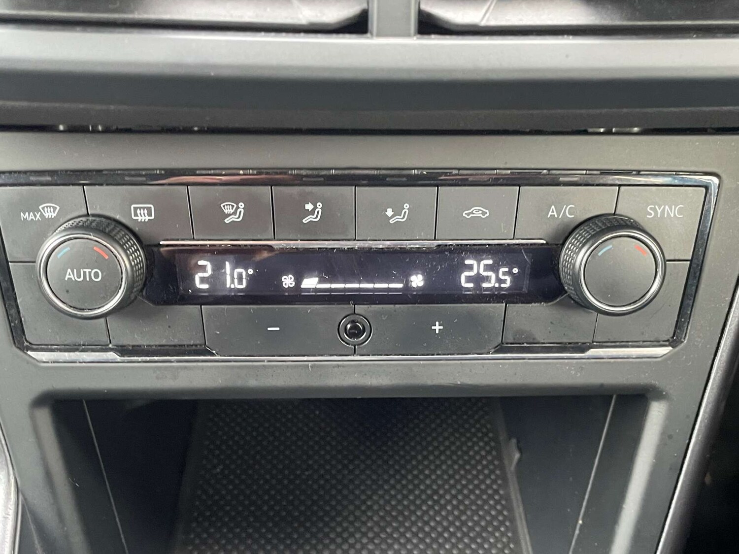 Used Volkswagen Polo 2018 for sale - 77652967: Photo 17