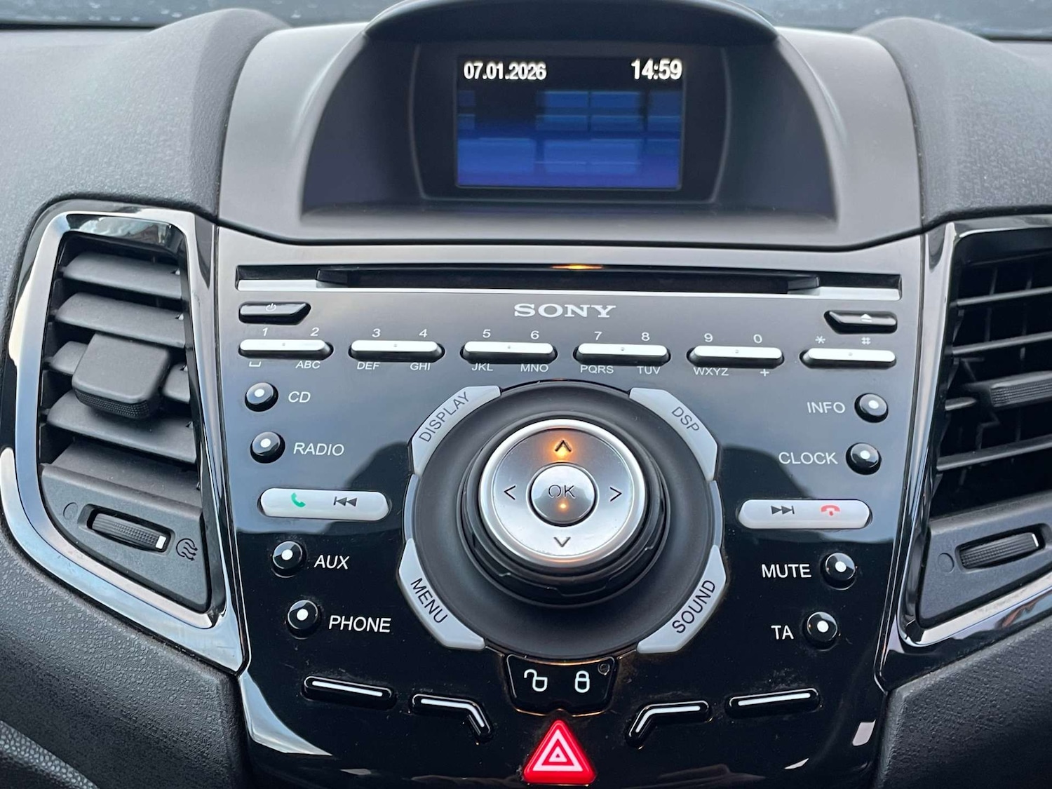 Used Ford Fiesta 2013 for sale - 77127339: Photo 24