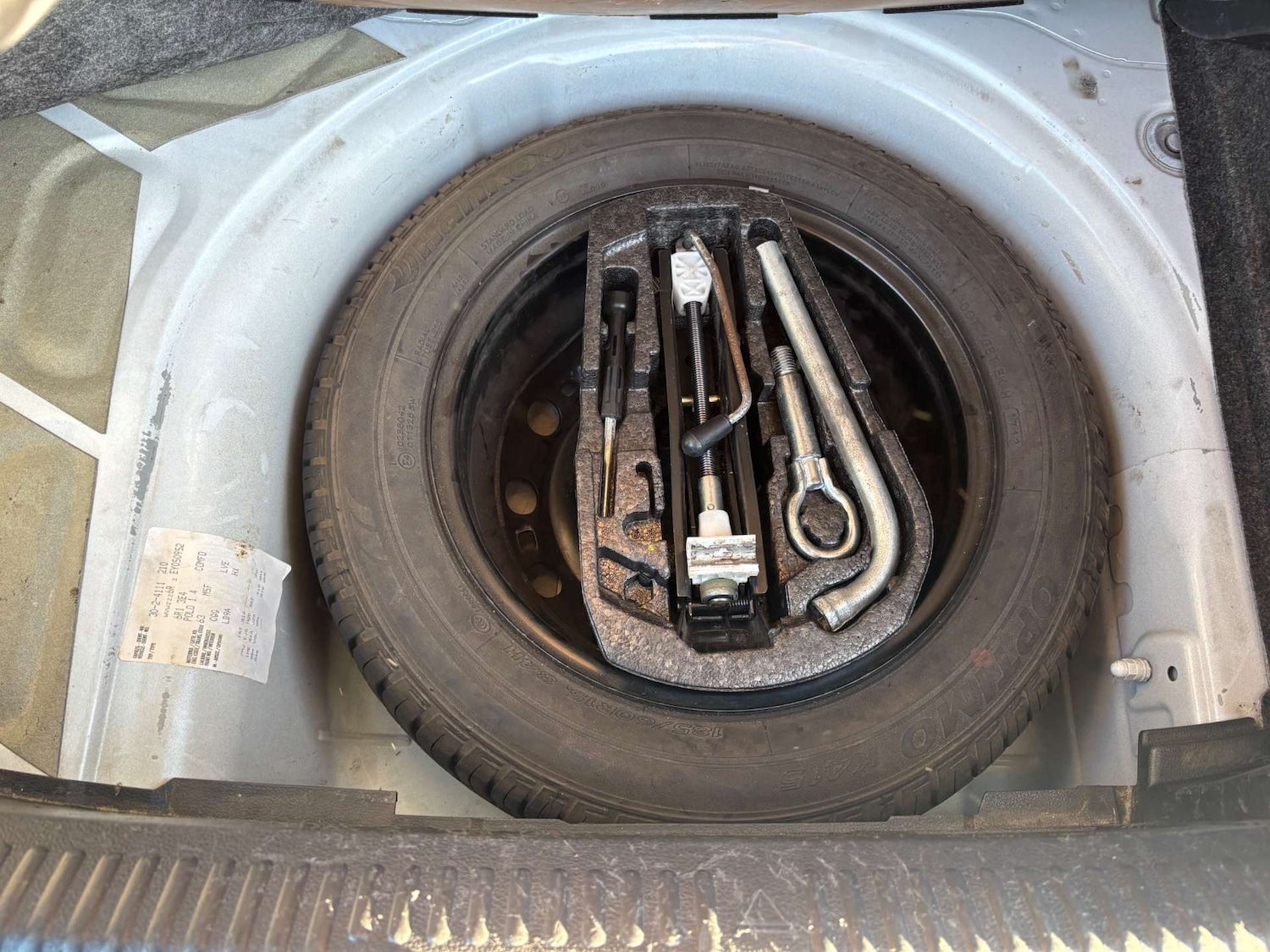 Used Volkswagen Polo 2013 for sale - 76650413: Photo 9