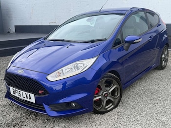 Used Ford Fiesta 2015 for sale - 78835683: Photo