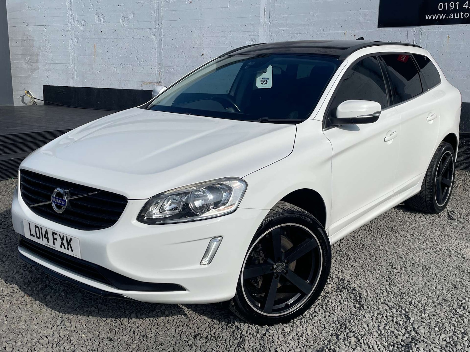 Used Volvo XC60 2014 for sale - 77802714: Photo 3