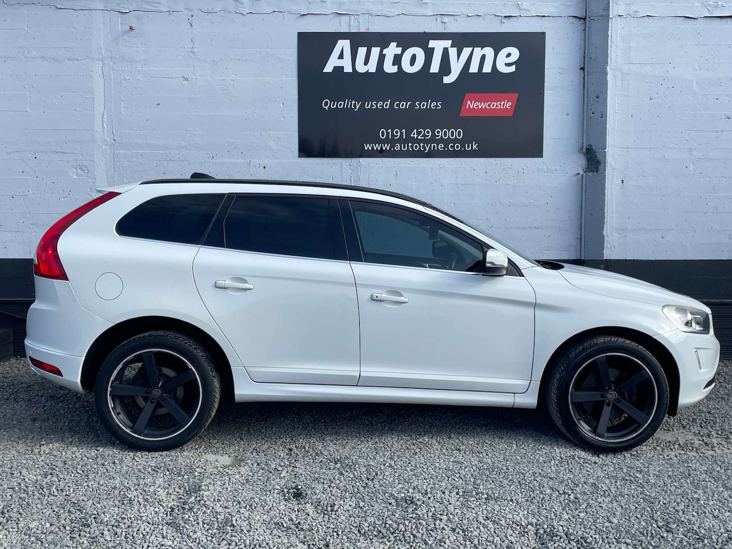 Used Volvo XC60 2014 for sale - 77802714: Photo 5