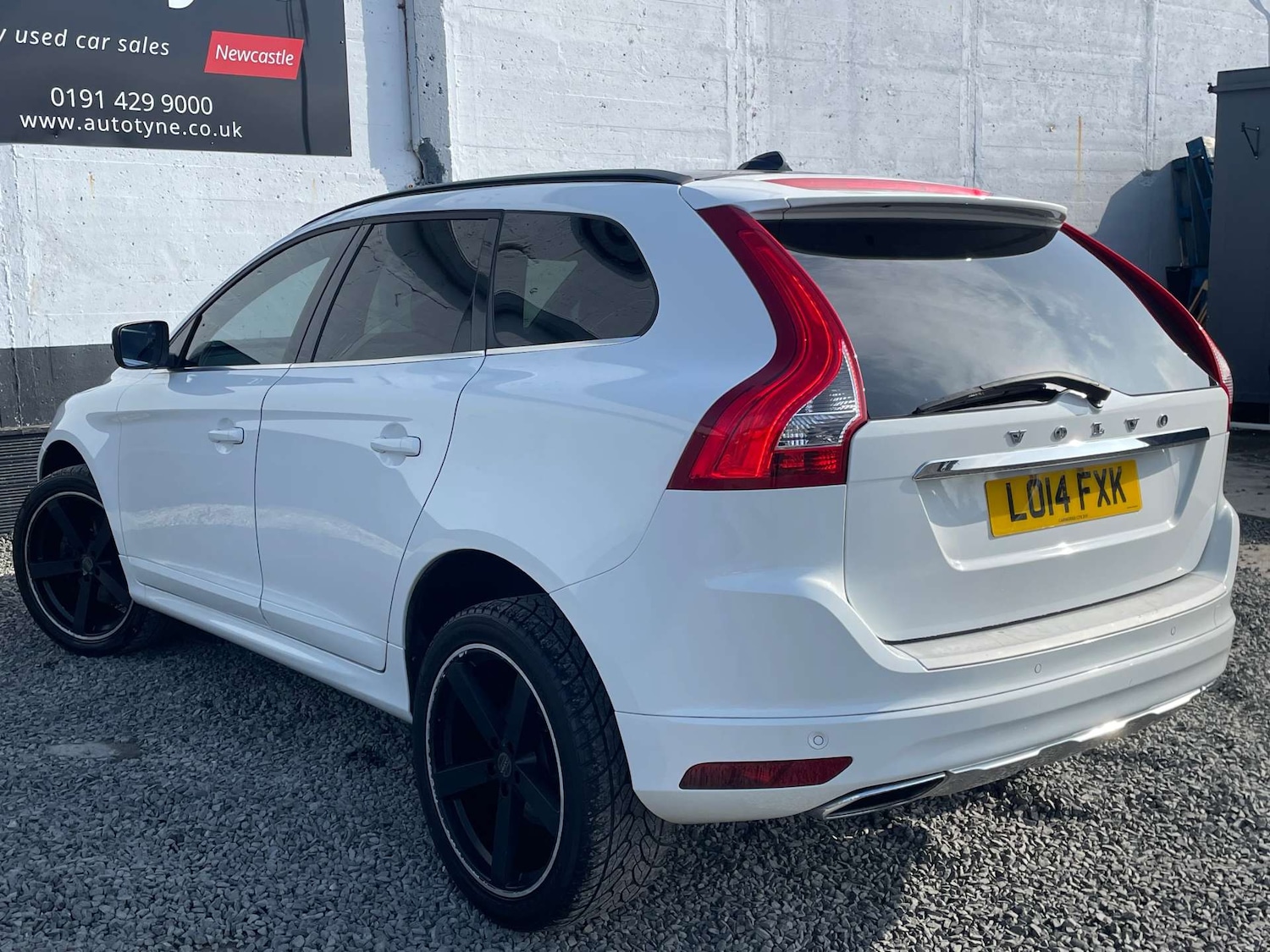 Used Volvo XC60 2014 for sale - 77802714: Photo 6