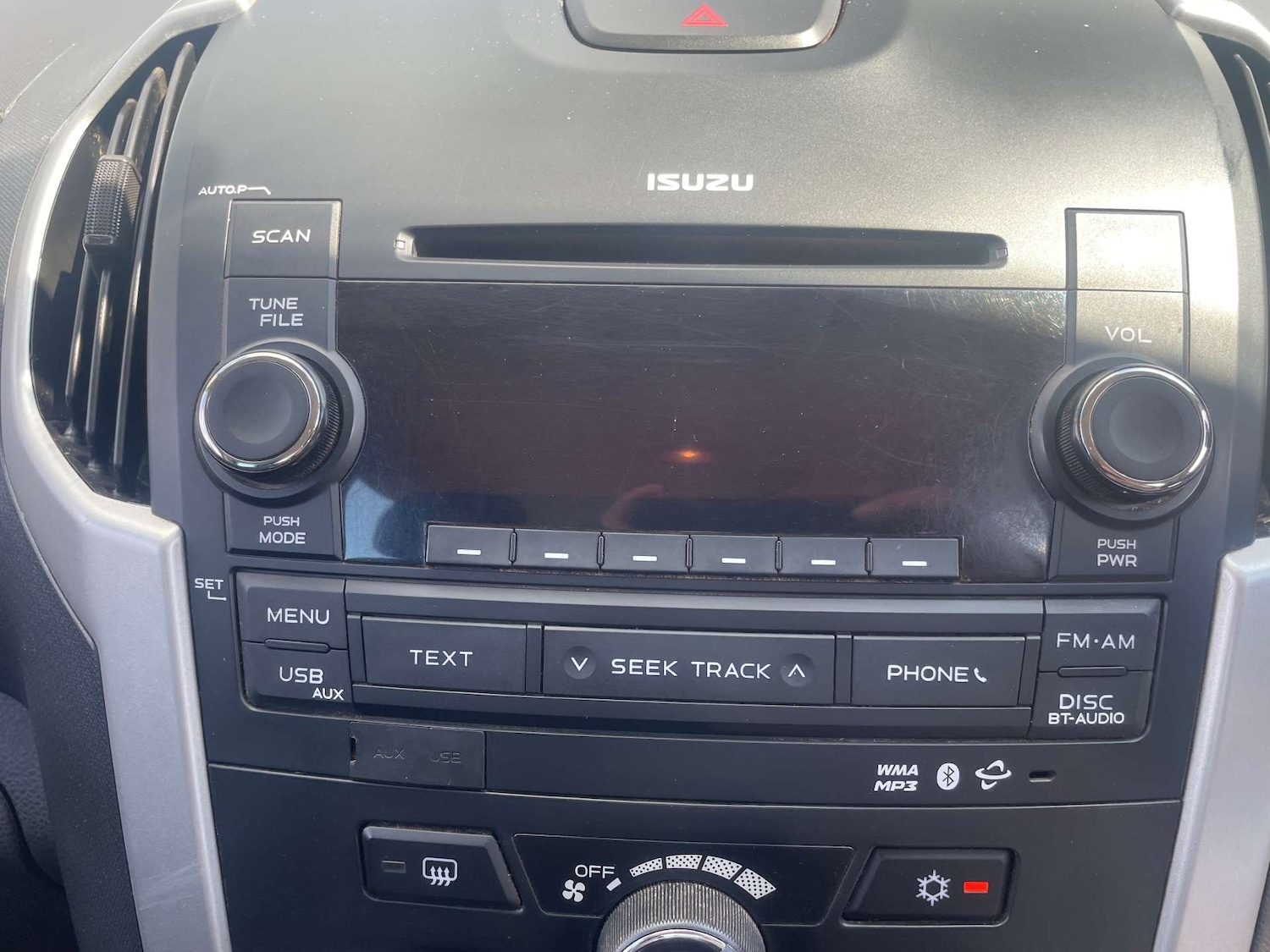 Used Isuzu D-Max 2015 for sale - 76602170: Photo 18