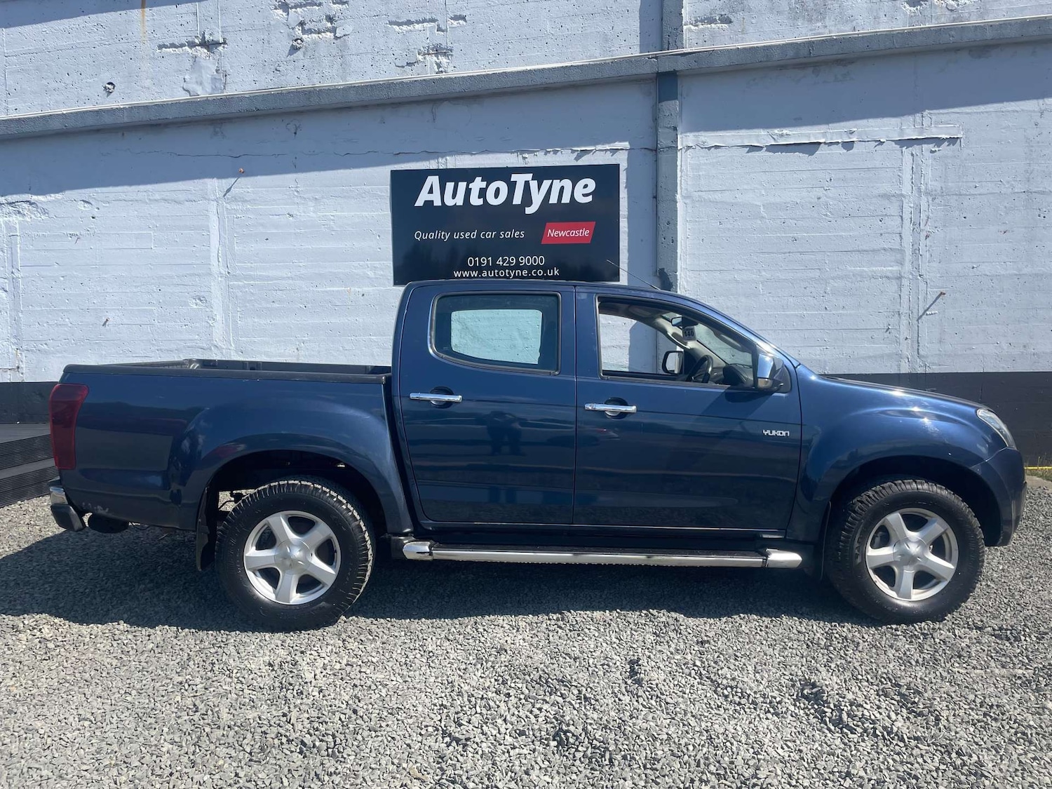 Used Isuzu D-Max 2015 for sale - 76602170: Photo 4