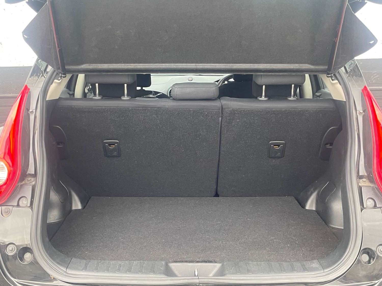Used Nissan Juke 2014 for sale - 76102716: Photo 9