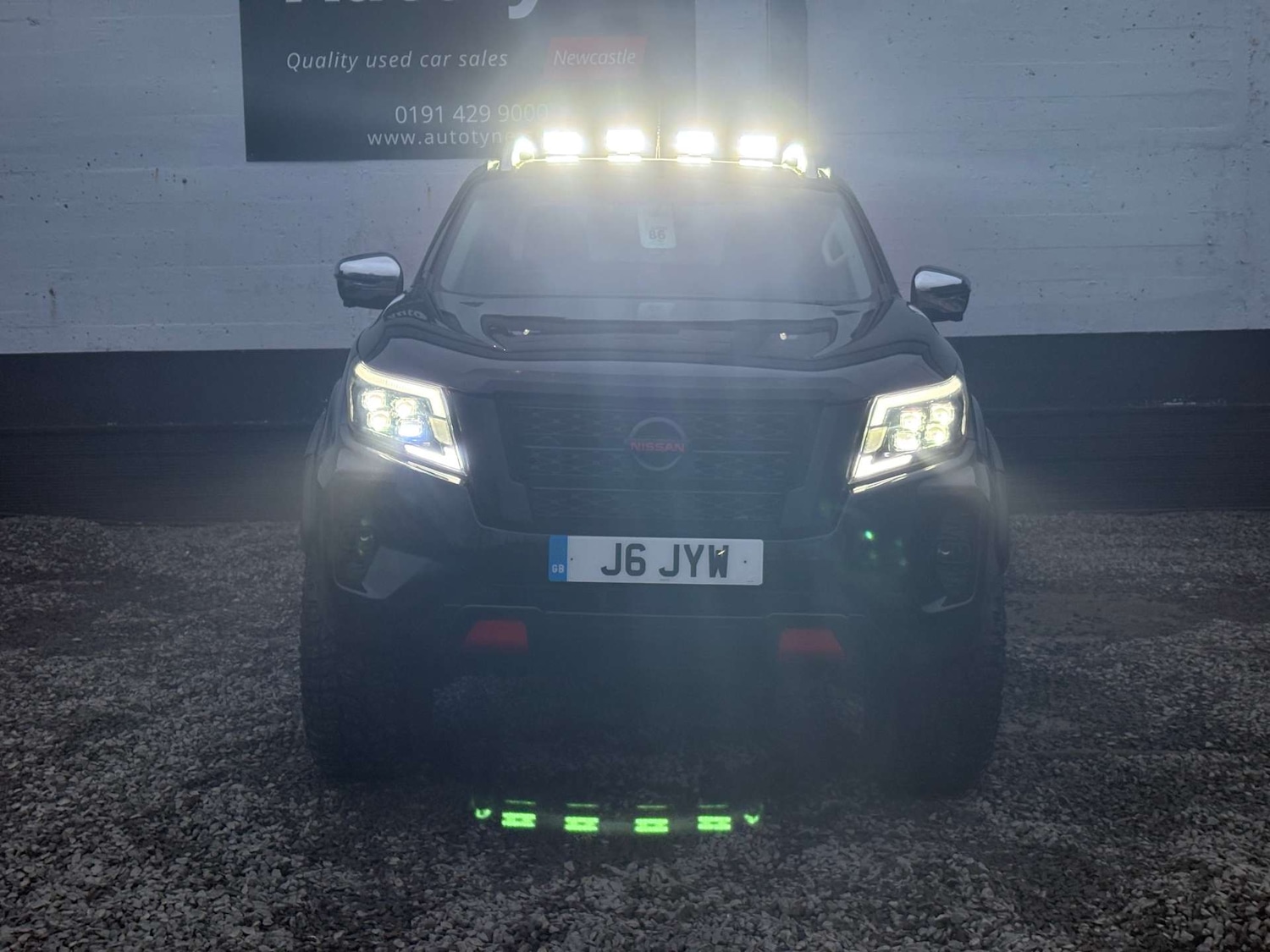 Used Nissan Navara 2017 for sale - 77288506: Photo 2