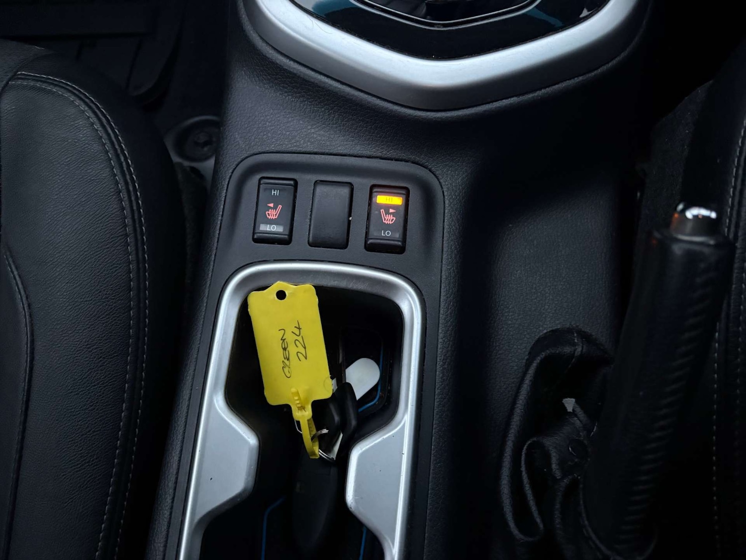 Used Nissan Navara 2017 for sale - 77288506: Photo 30