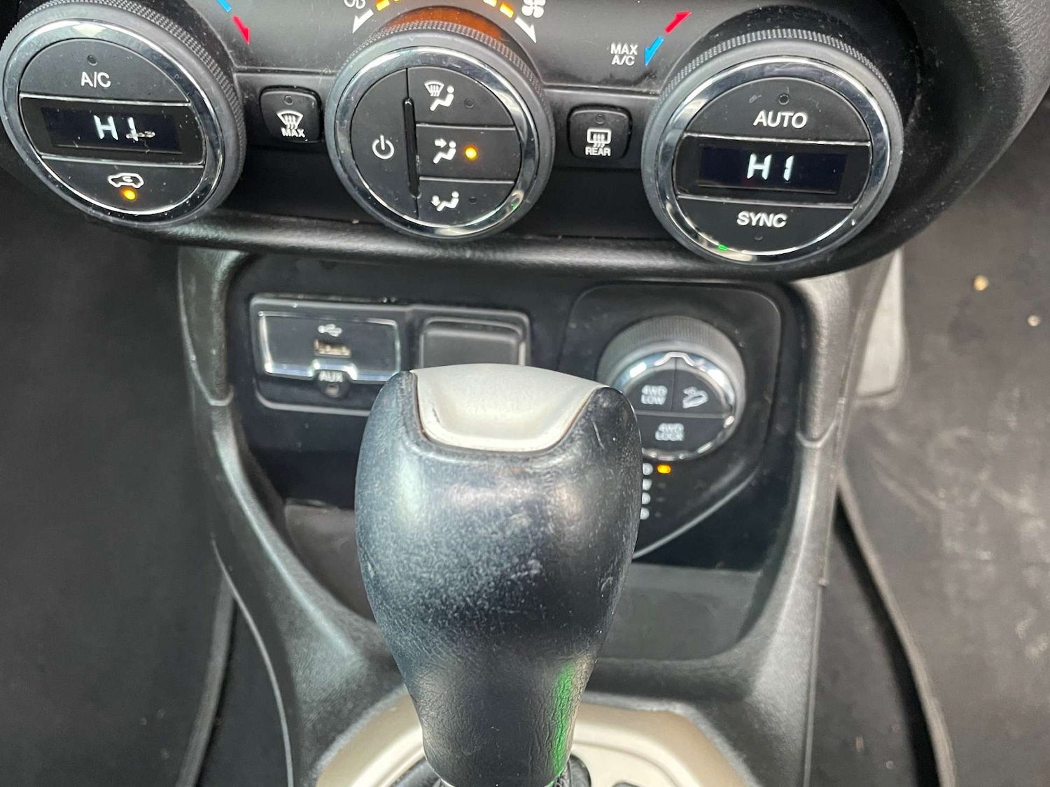 Used Jeep Renegade 2017 for sale - 77148653: Photo 20