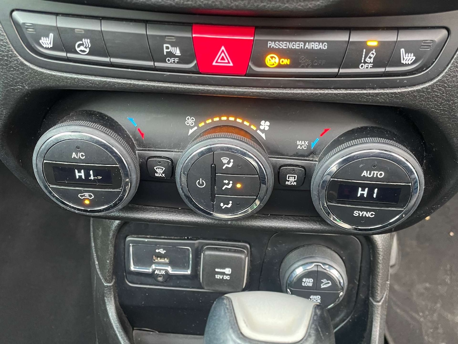 Used Jeep Renegade 2017 for sale - 77148653: Photo 24