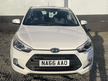 Used Hyundai i20 2016 for sale - 76601499: Photo