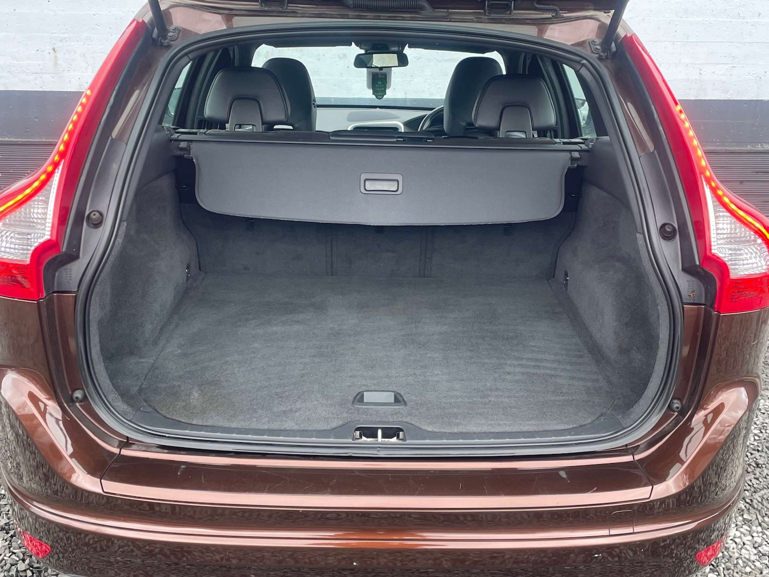 Used Volvo XC60 2014 for sale - 77975379: Photo 10