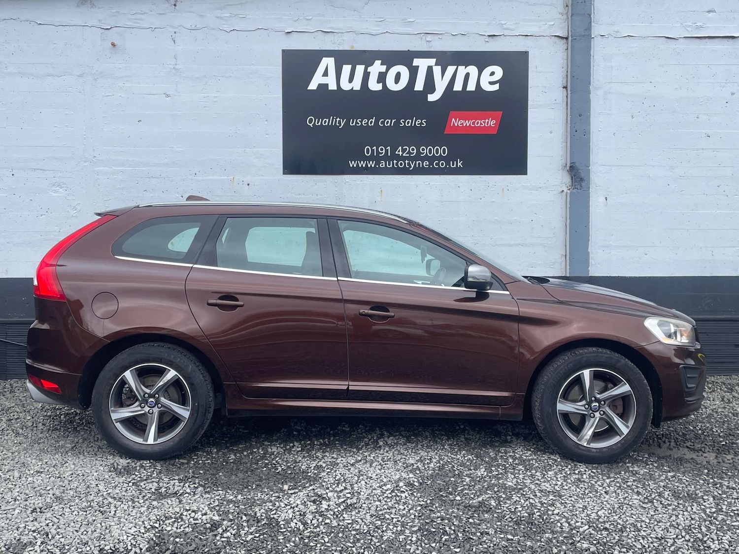 Used Volvo XC60 2014 for sale - 77975379: Photo 5