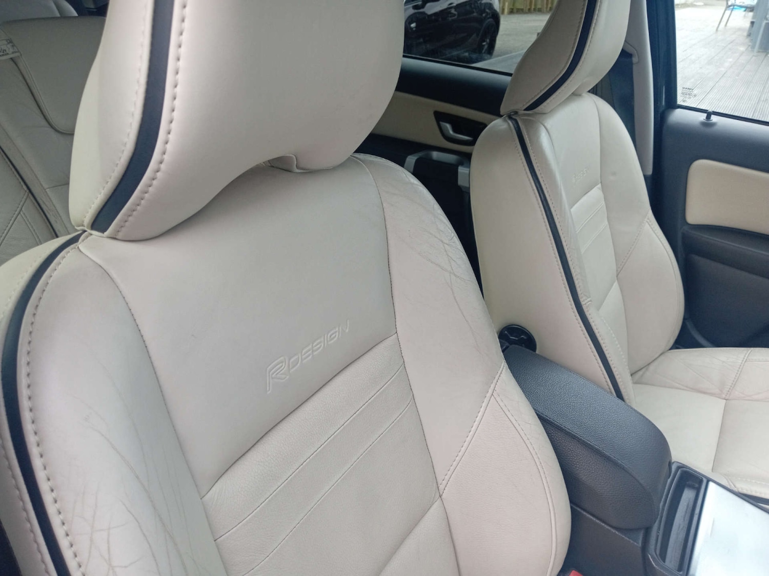 Used Volvo XC90 2011 for sale - 76601321: Photo 21