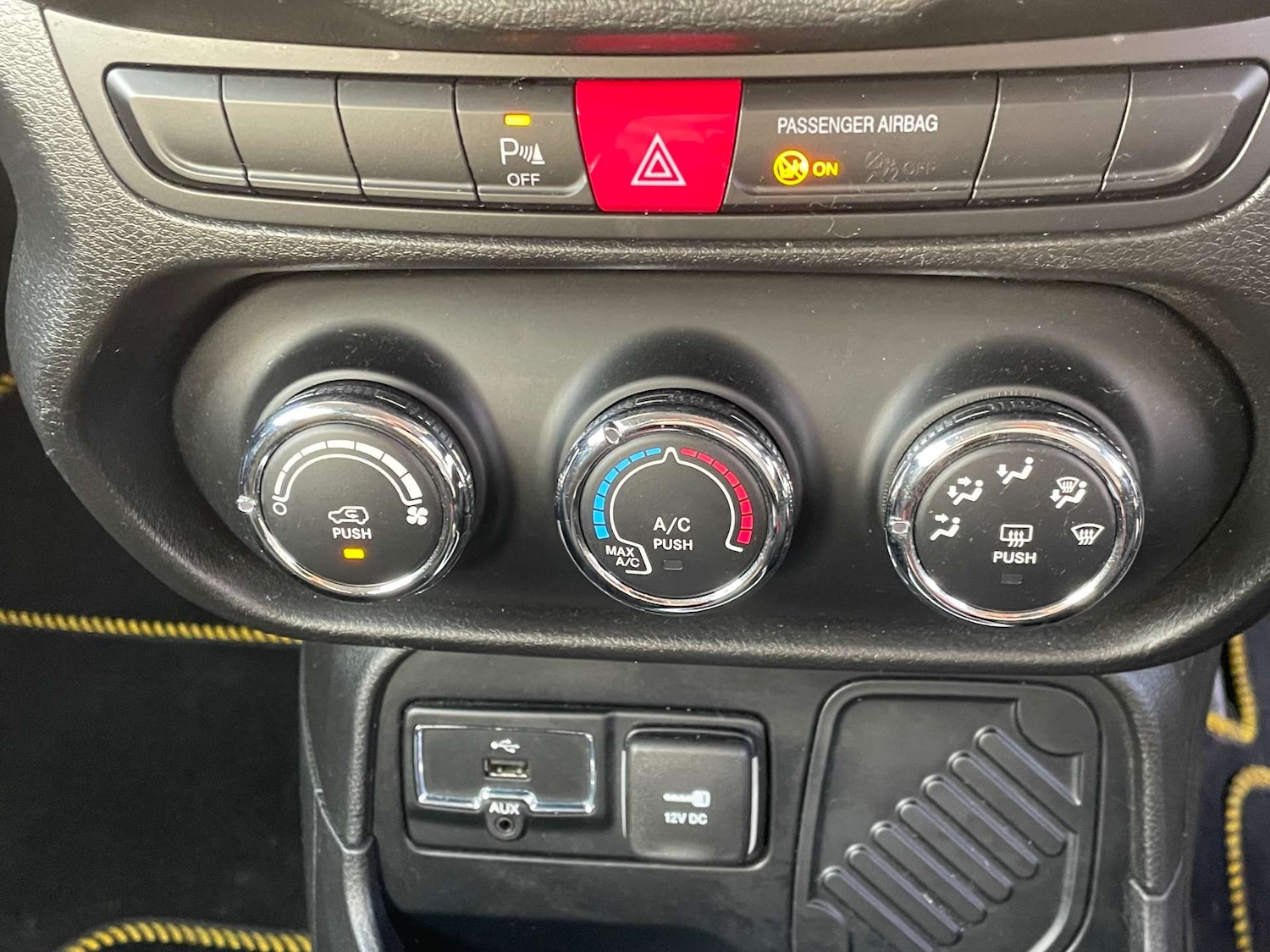 Used Jeep Renegade 2016 for sale - 77937224: Photo 13