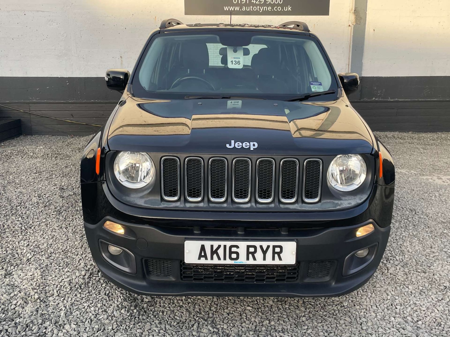 Used Jeep Renegade 2016 for sale - 77937224: Photo 2