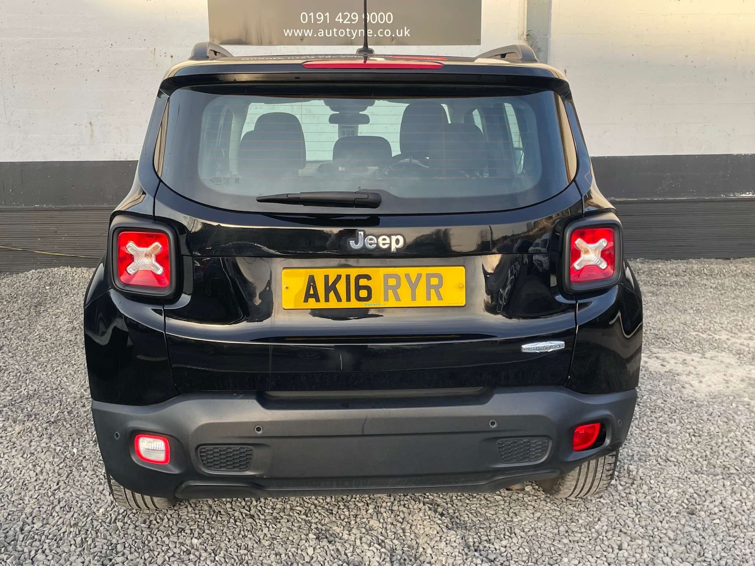 Used Jeep Renegade 2016 for sale - 77937224: Photo 7