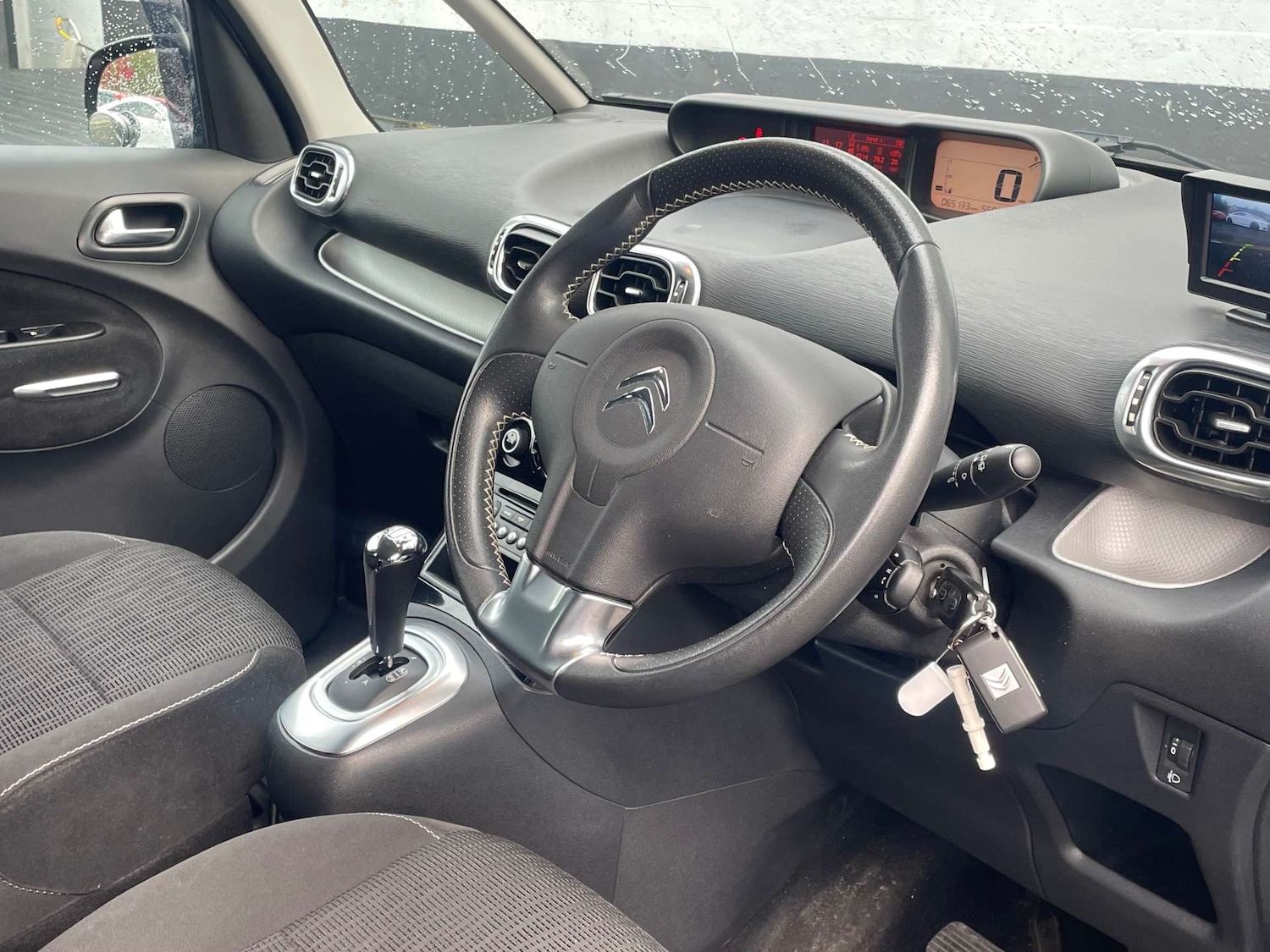 Used Citroen C3 Picasso 2015 for sale - 76345049: Photo 14
