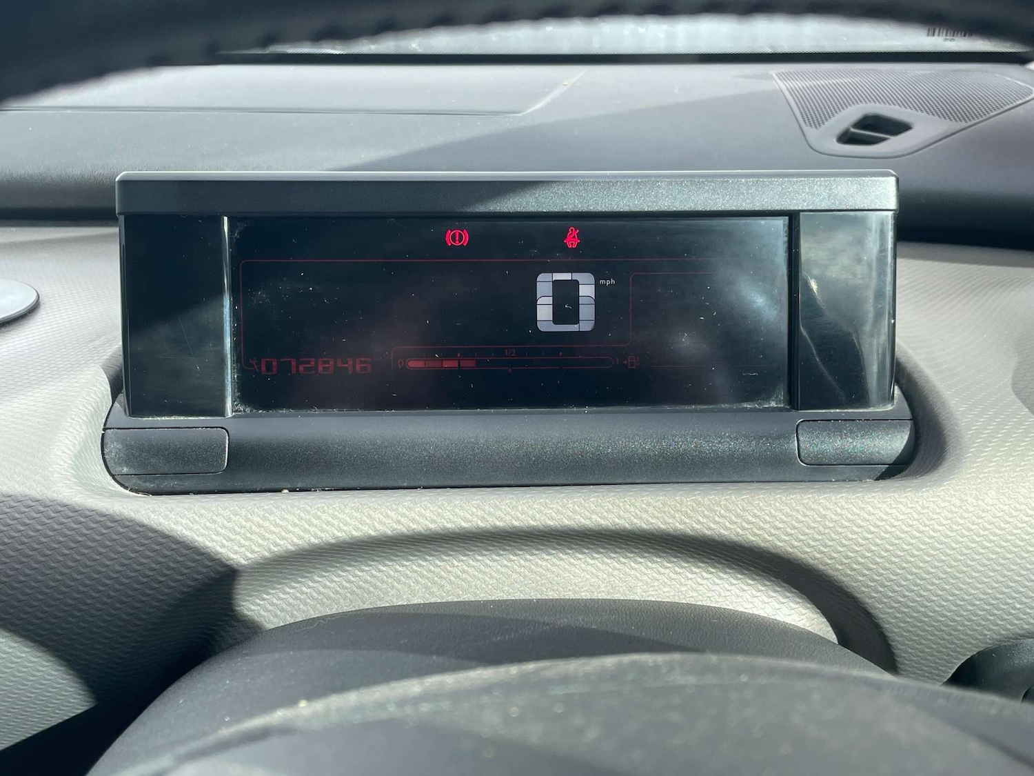 Used Citroen C4 Cactus 2017 for sale - 77818843: Photo 15