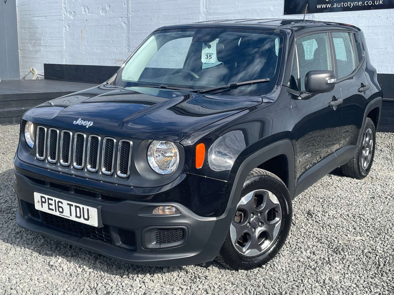 Used Jeep Renegade 2016 for sale - 76114474: Photo 3