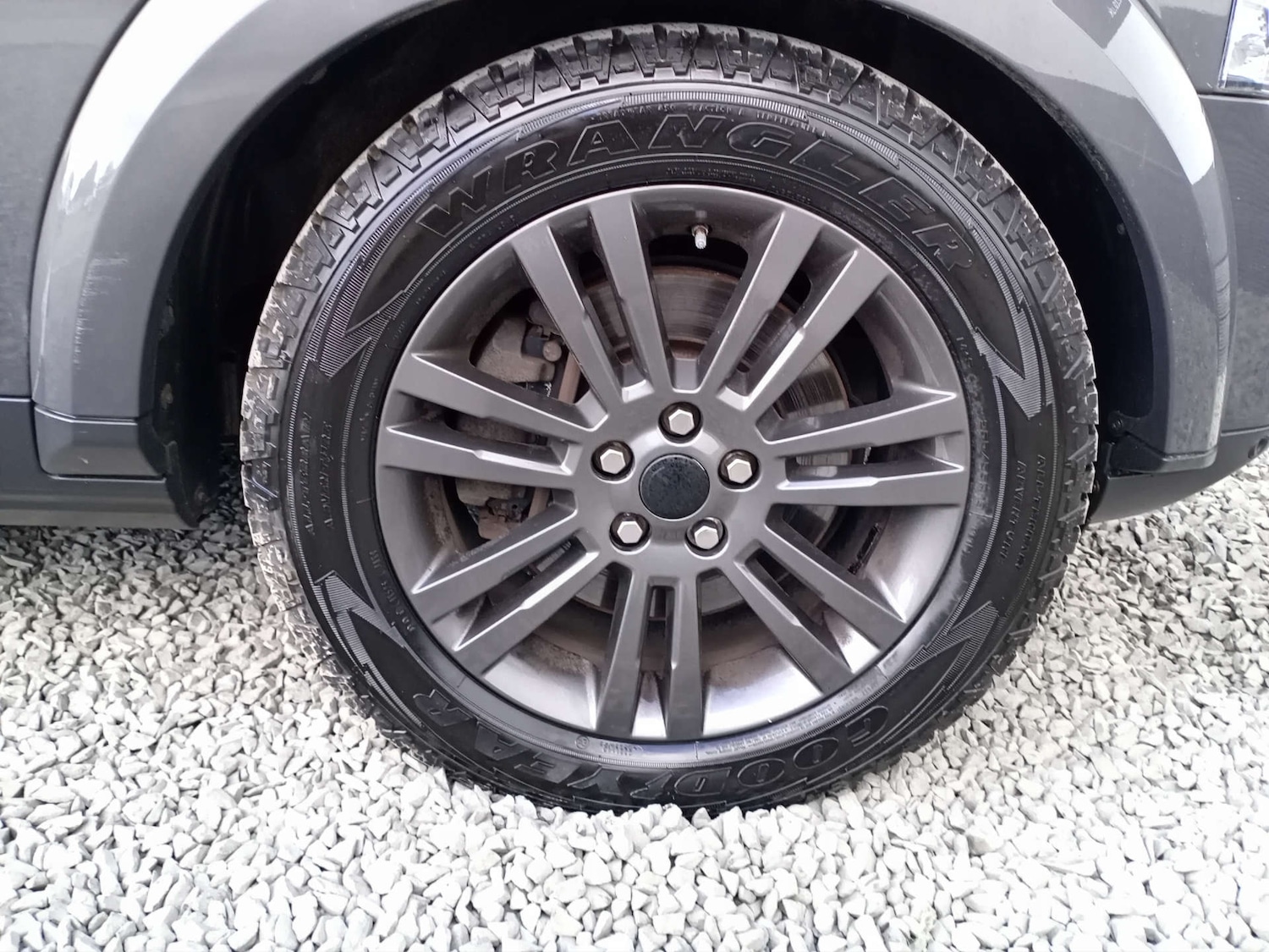 Used Land Rover Discovery 2016 for sale - 76600605: Photo 10