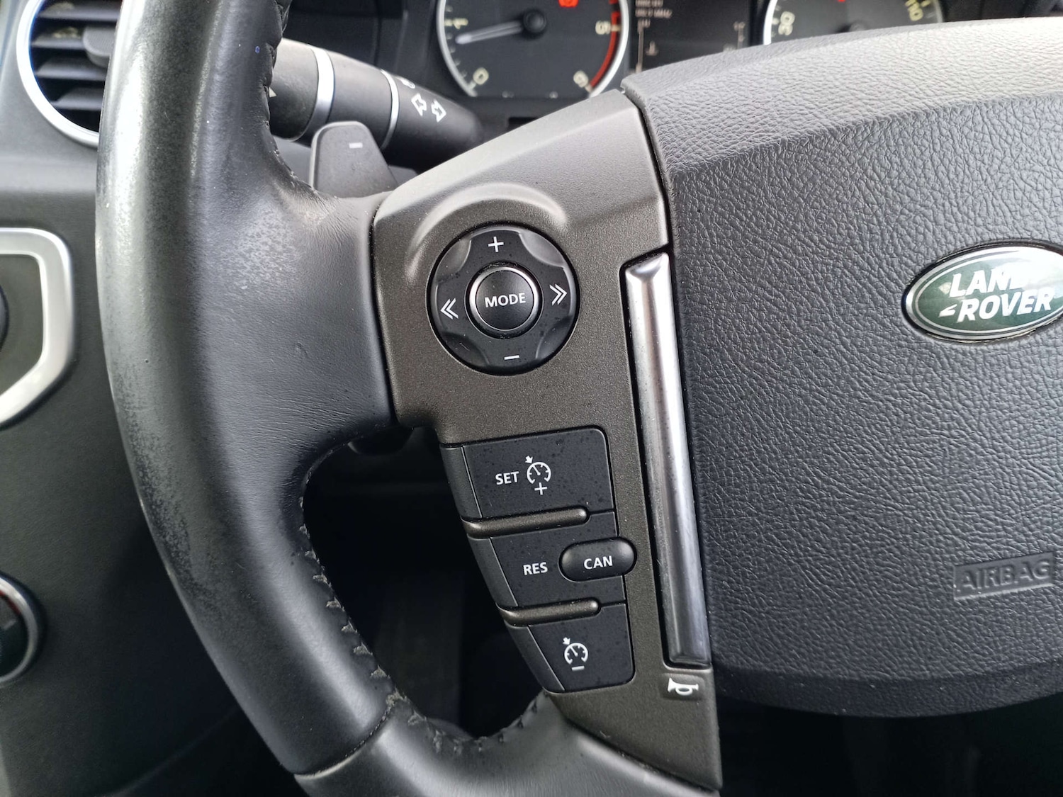 Used Land Rover Discovery 2016 for sale - 76600605: Photo 16