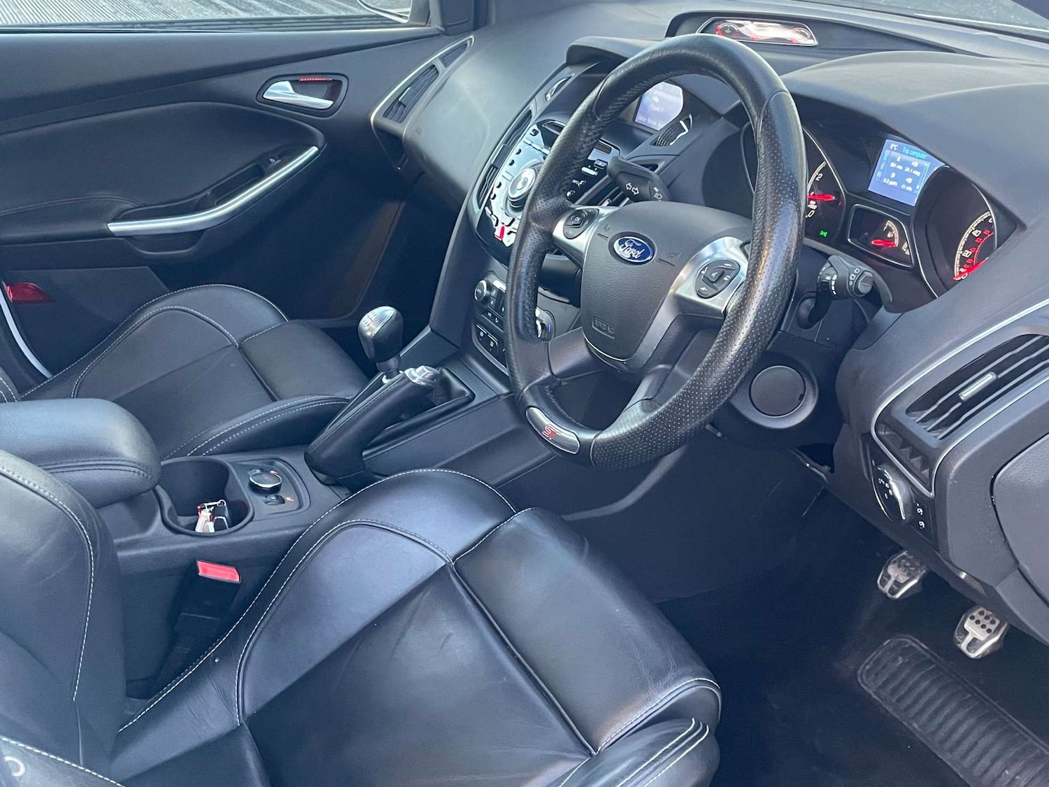 Used Ford Focus 2013 for sale - 77621945: Photo 18