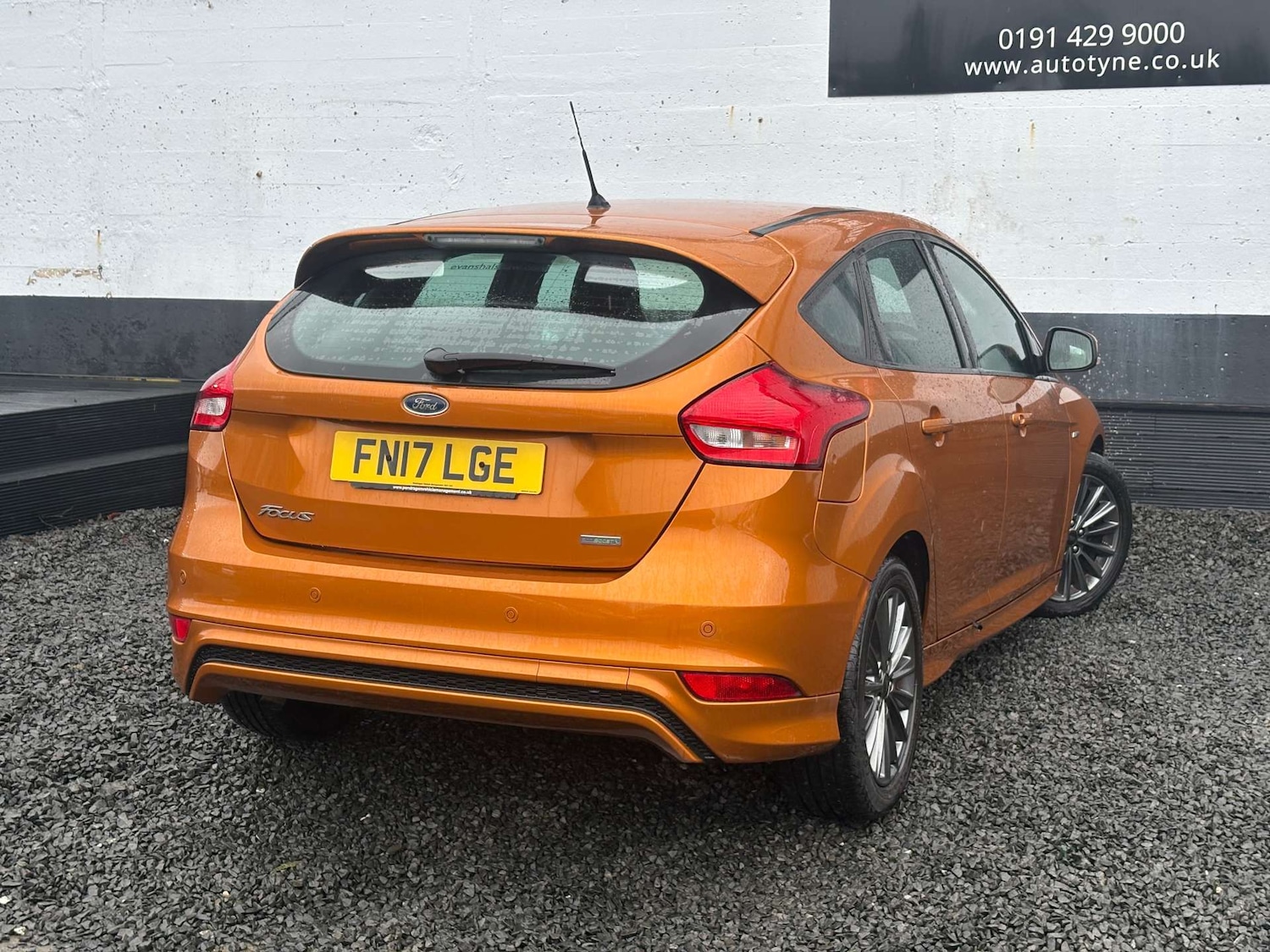 Used Ford Focus 2017 for sale - 77531851: Photo 4