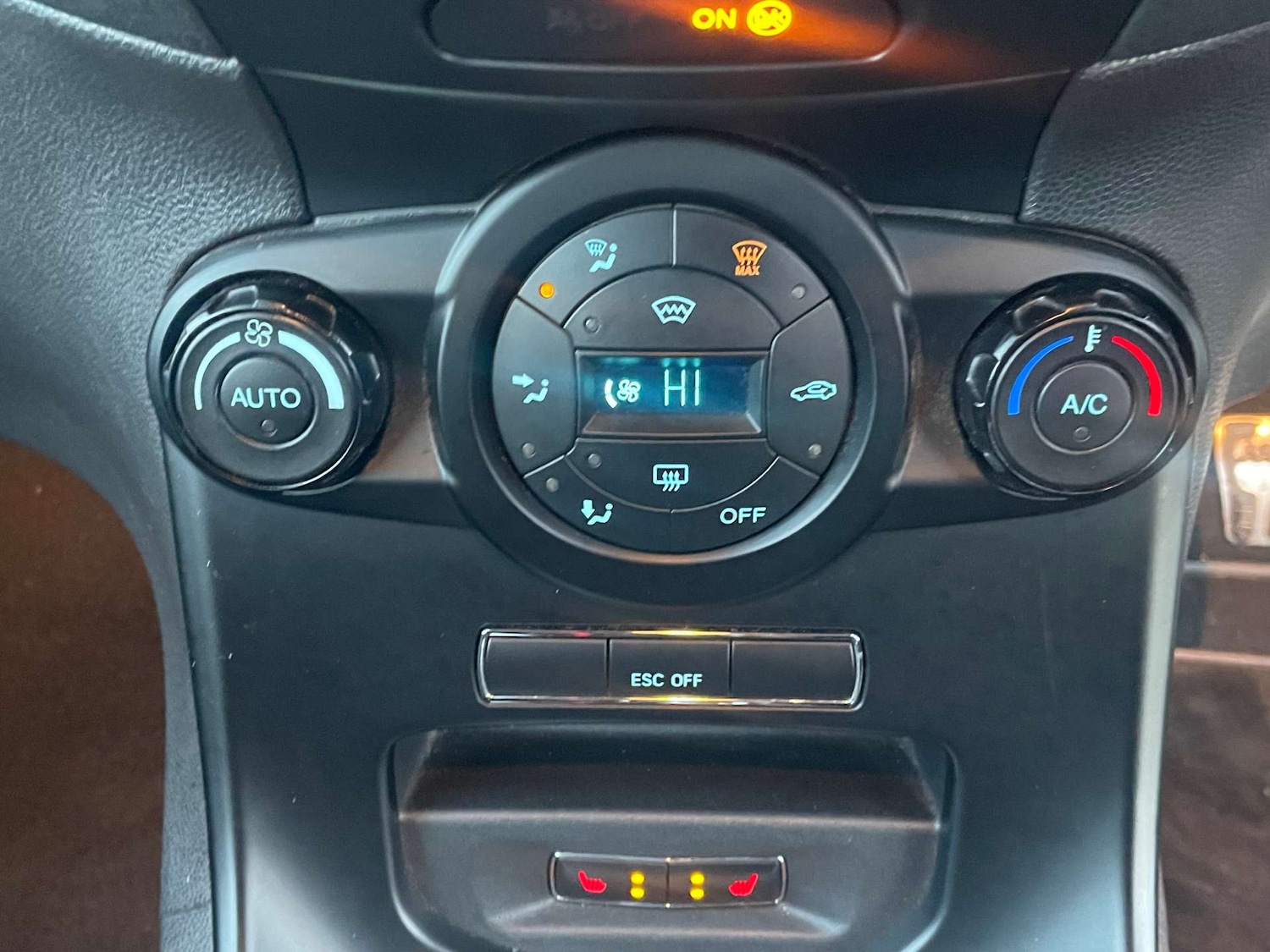 Used Ford Fiesta 2015 for sale - 76896356: Photo 25