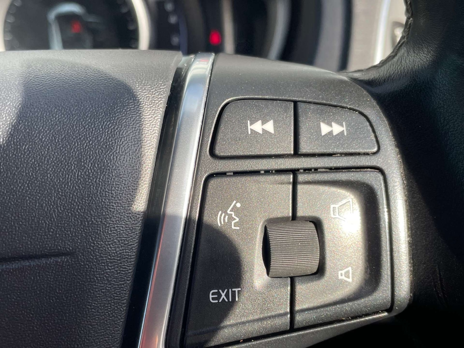 Used Volvo V40 2016 for sale - 77200736: Photo 19