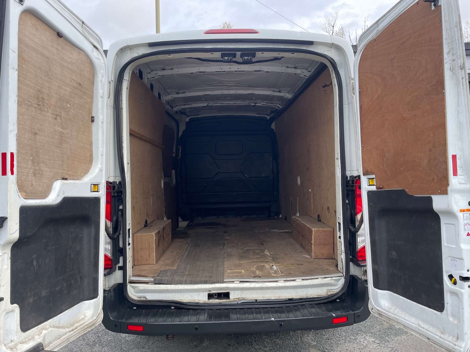 Used Ford Transit 2015 for sale - 77078997: Photo 11