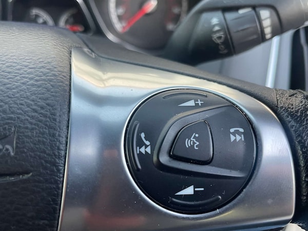 Used Ford Focus 2013 for sale - 76255889: Photo 24