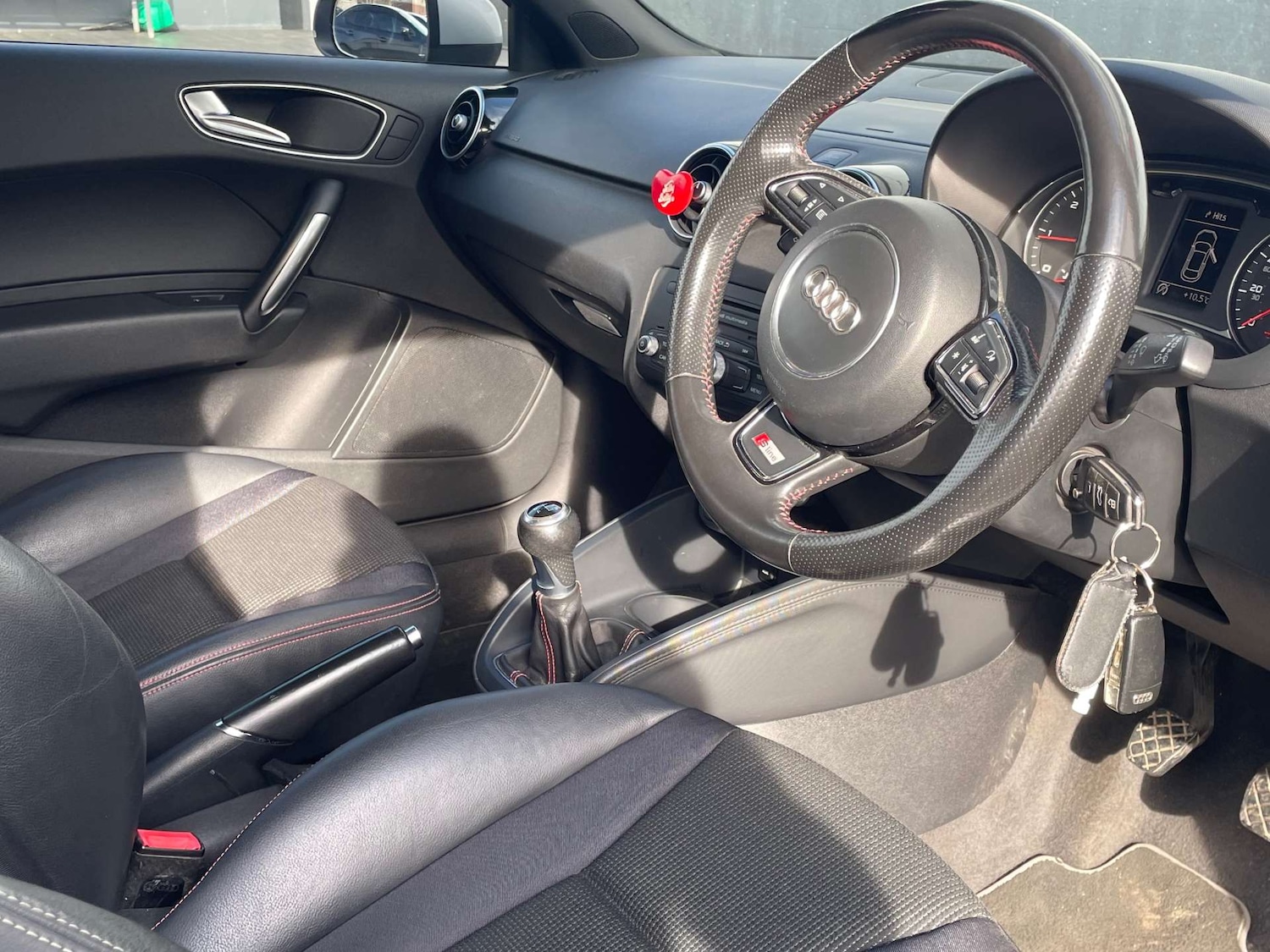 Used Audi A1 2011 for sale - 77662766: Photo 15