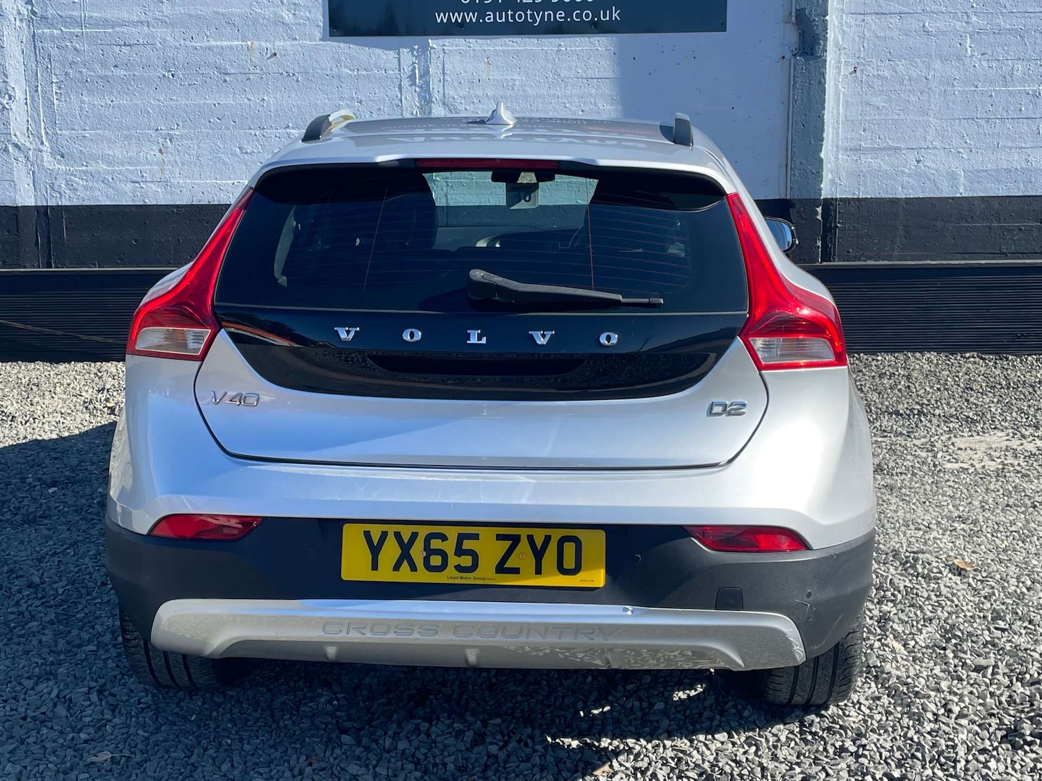 Used Volvo V40 2015 for sale - 76009001: Photo 7