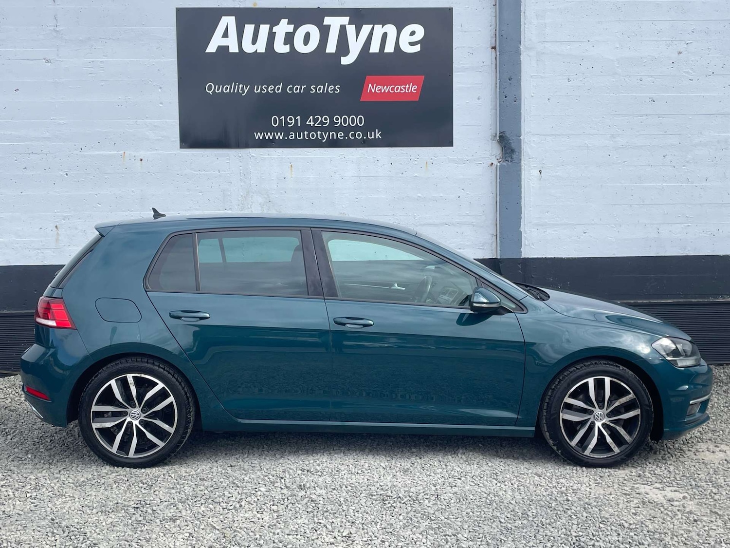 Used Volkswagen Golf 2017 for sale - 78091358: Photo 4