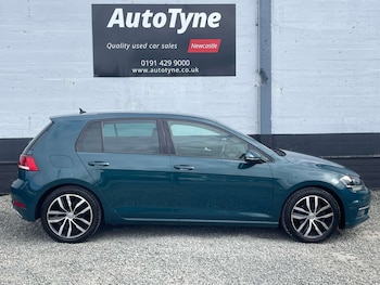 Used Volkswagen Golf 2017 for sale - 78091358: Photo