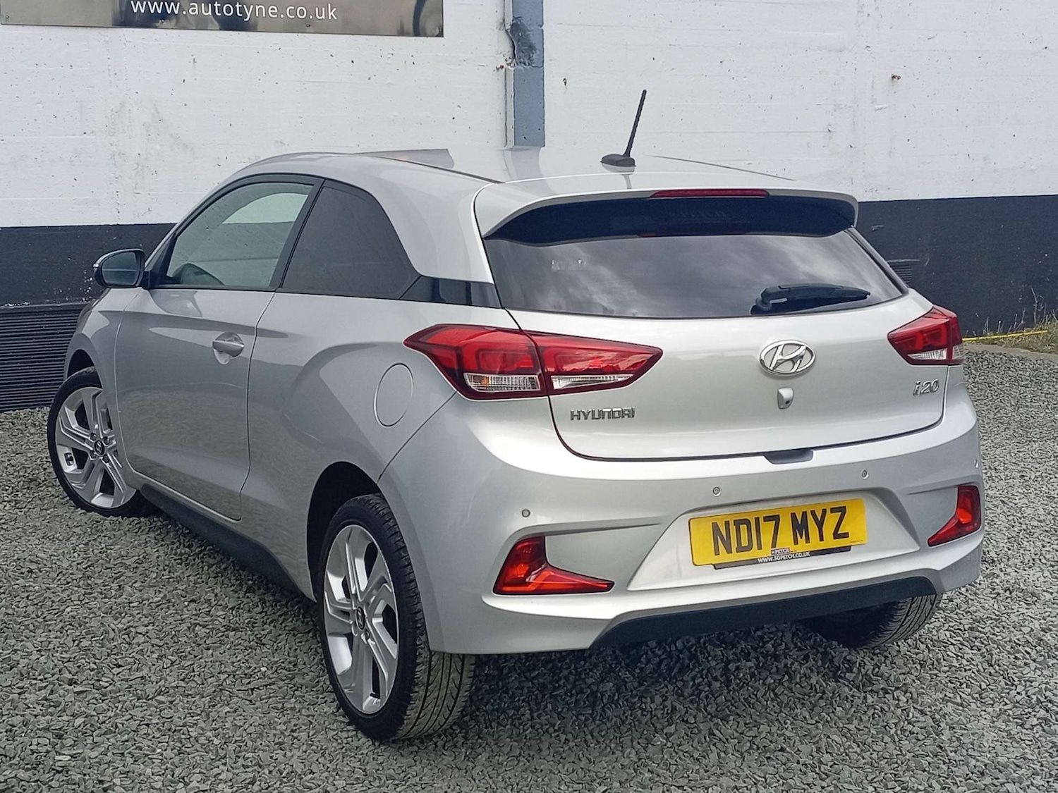 Used Hyundai i20 2017 for sale - 76278090: Photo 7