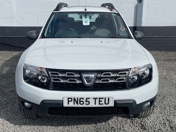 Used Dacia Duster 2015 for sale - 77818844: Photo