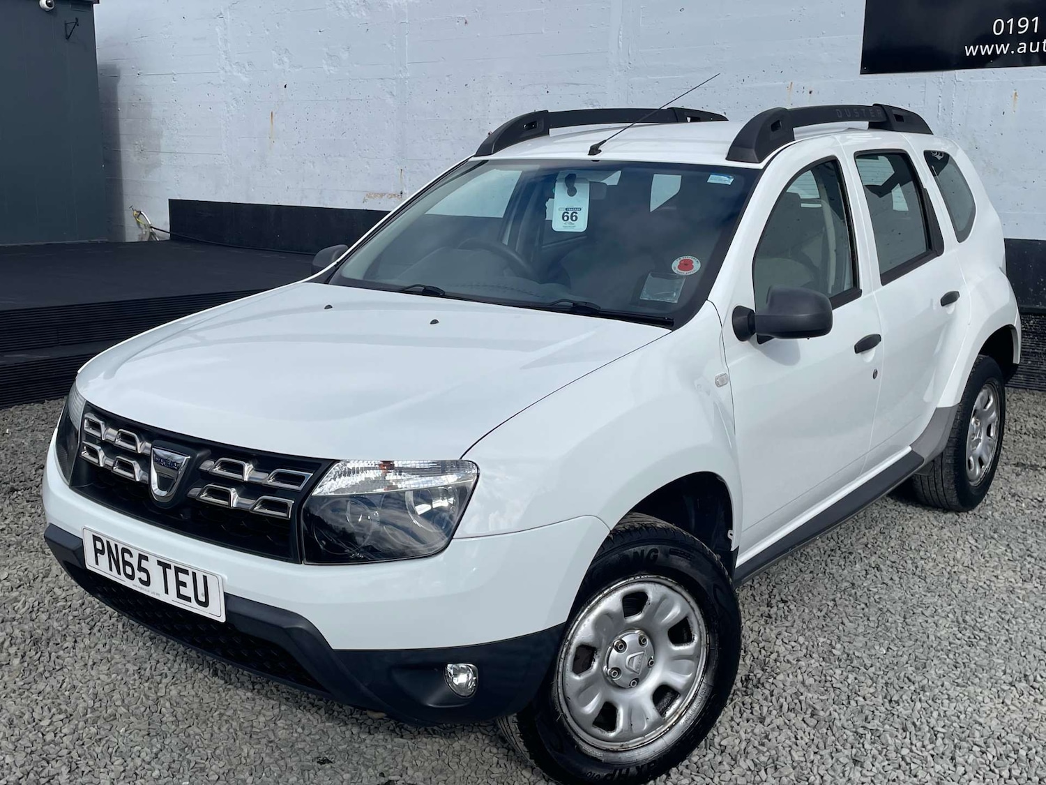 Used Dacia Duster 2015 for sale - 77818844: Photo 3