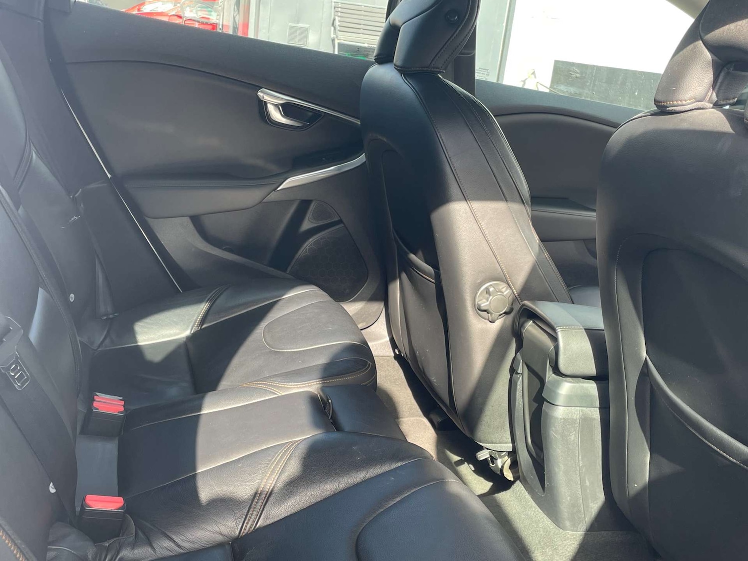Used Volvo V40 2014 for sale - 76114475: Photo 13