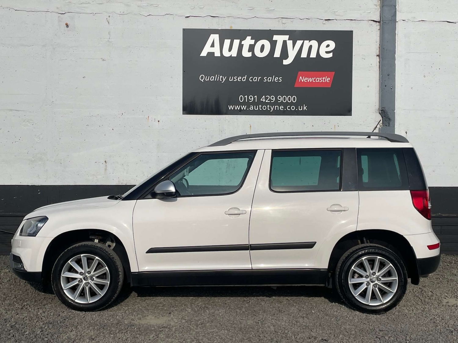 Used Skoda Yeti 2014 for sale - 77967839: Photo 5