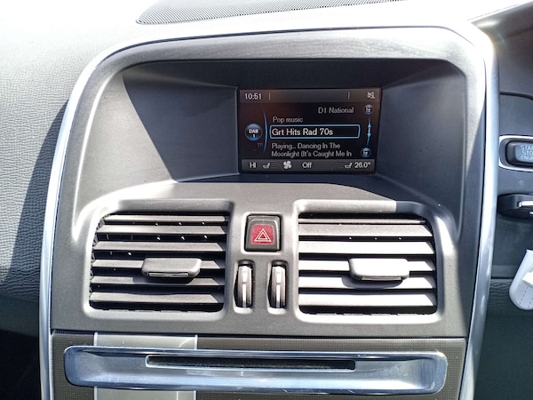 Used Volvo XC60 2015 for sale - 76278232: Photo 18