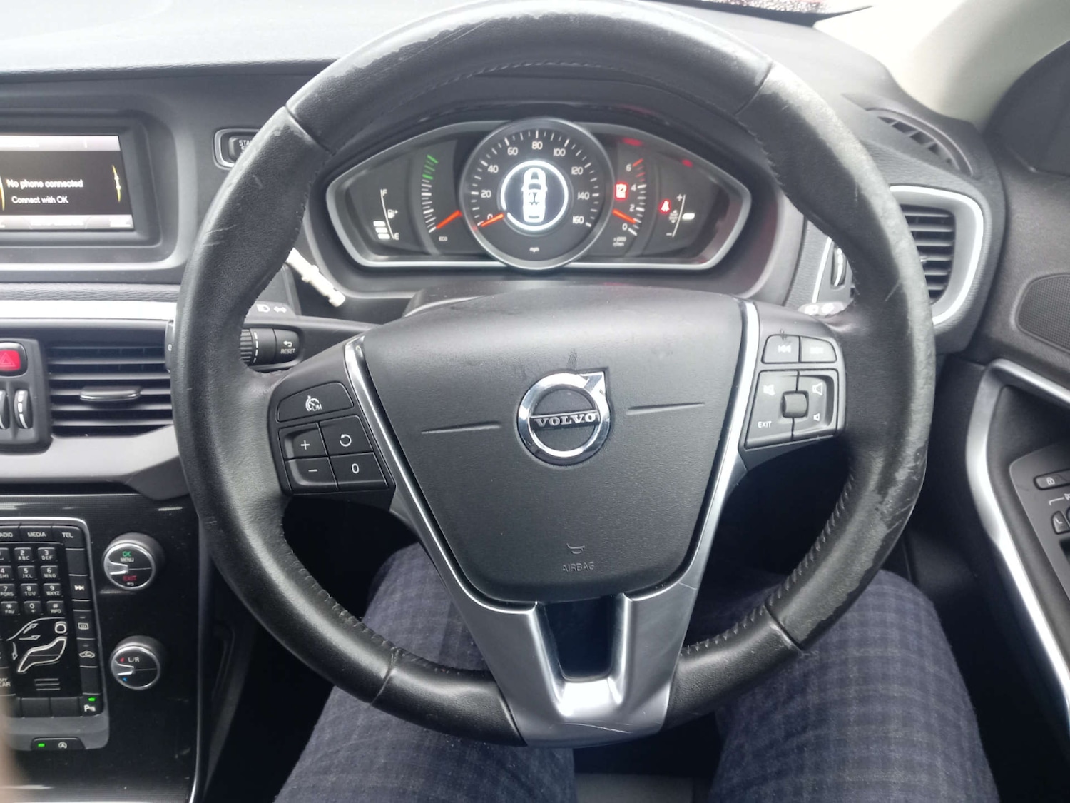 Used Volvo V40 2019 for sale - 76845387: Photo 12